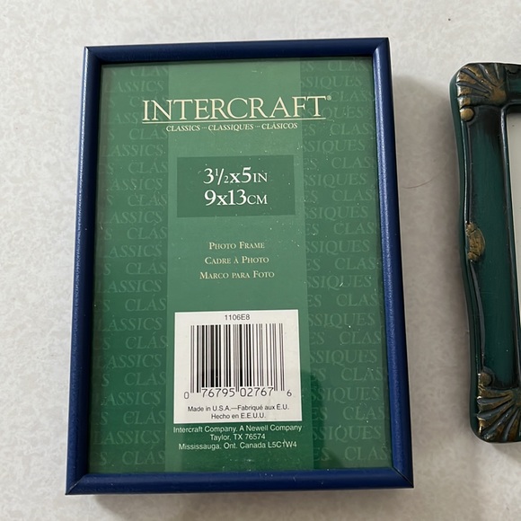 4 Small Frames - Picture 2 of 8